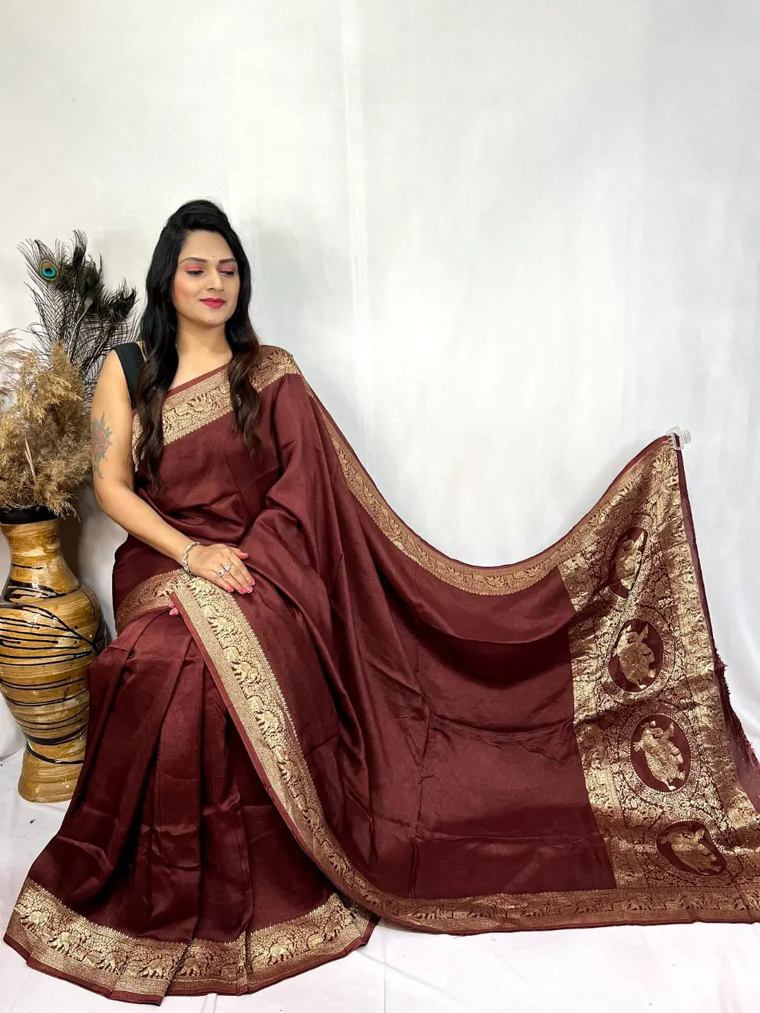 Dola Silk Golden Zari Border Saree - Brown